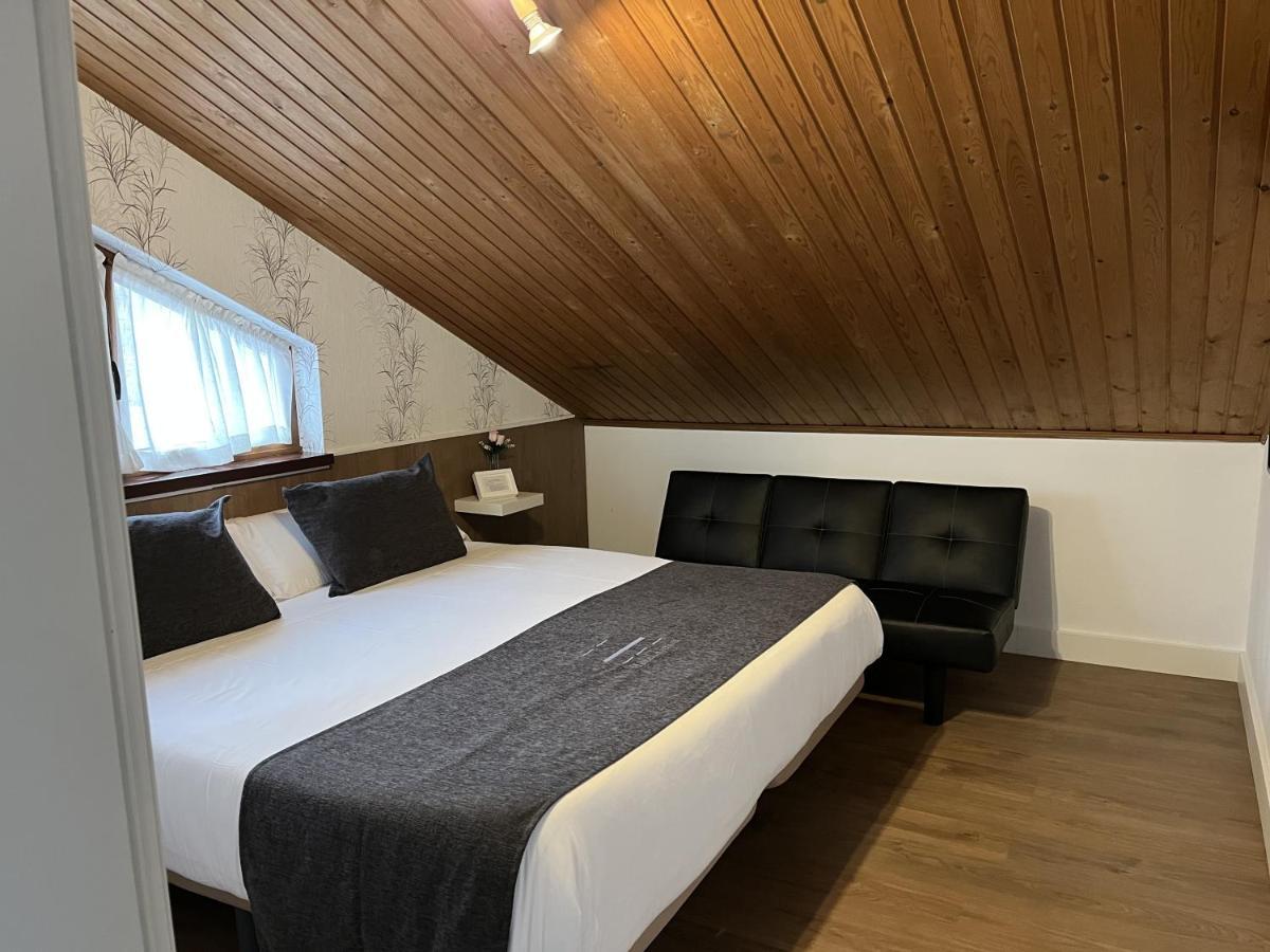 Hotel Avelina Cangas de Onis Exterior photo