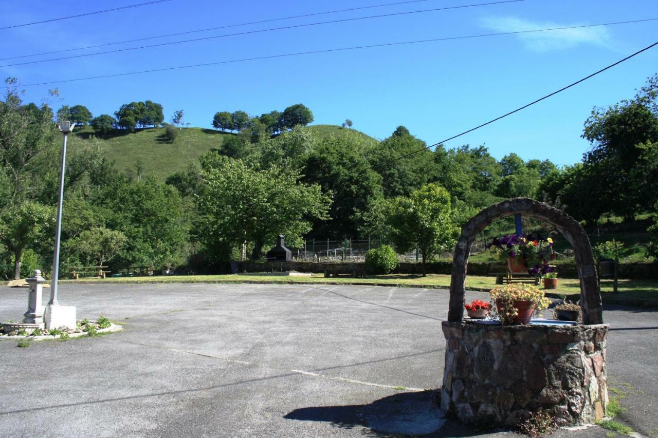 Hotel Avelina Cangas de Onis Exterior photo